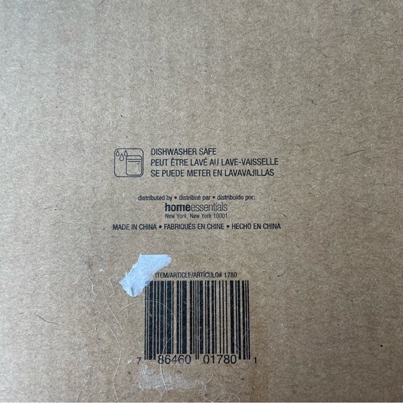 Halloween Skull Whisky Glasses Clear Set of 4 NEW - Picture 6 of 6